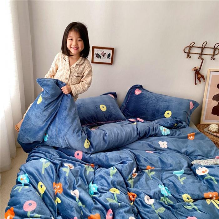 91家纺网 家纺一手货源 找家纺 时年 2019牛奶绒印花保暖四件套童模图 露娜