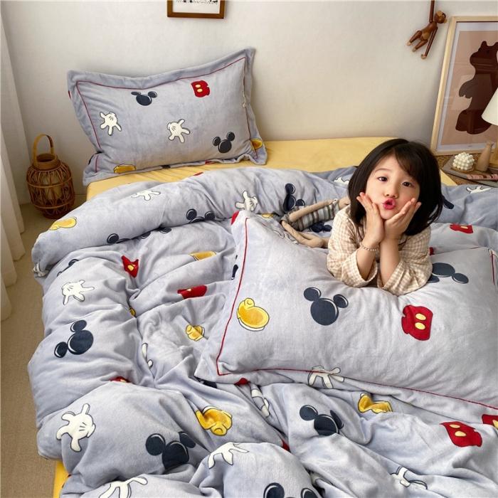 91家纺网 家纺一手货源 找家纺 时年 2019牛奶绒印花保暖四件套童模图 米老鼠