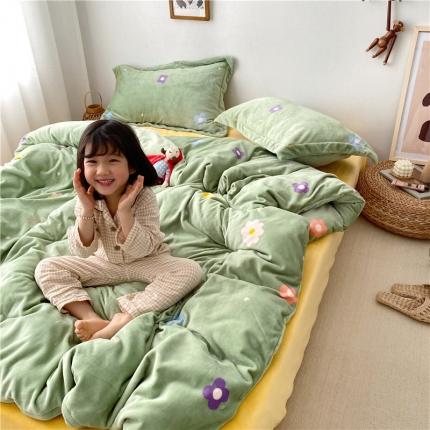 时年 2019牛奶绒印花保暖四件套童模图 小花花绿