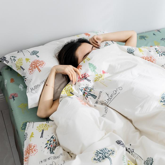 91家纺网 家纺一手货源 找家纺 窝米 2019全棉13372减龄卡通系列四件套床单款幻想世界