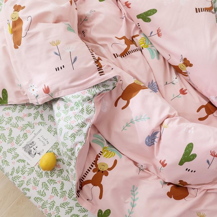 91家纺网 家纺一手货源 找家纺 窝米2019全棉13372卡通花卉系列四件套床单款猴子的故事