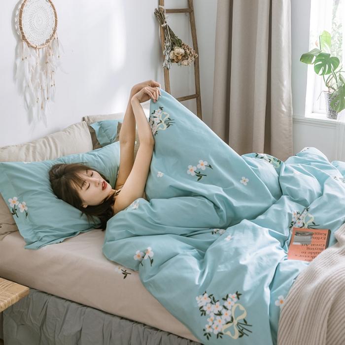 91家纺网 家纺一手货源 找家纺 窝米 2019全棉13372田园花卉系列四件套床单款 沫沫蓝