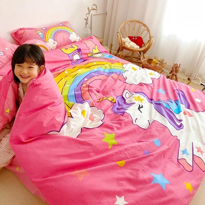 91家纺网 家纺一手货源 找家纺 金爱家家纺 2021新款童梦系列大版卡通全棉四件套 独家恐龙森林白