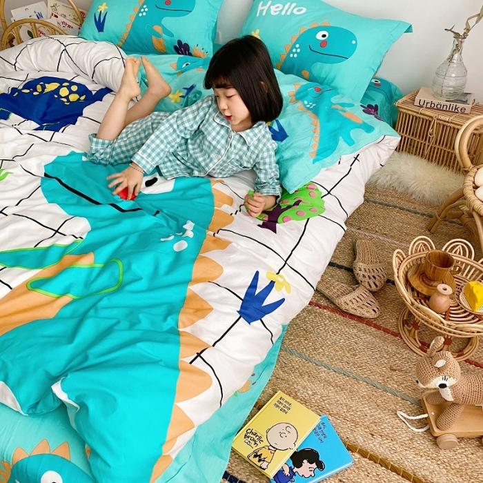 91家纺网 家纺一手货源 找家纺 金爱家家纺 2021新款童梦系列大版卡通全棉四件套 独家恐龙森林白