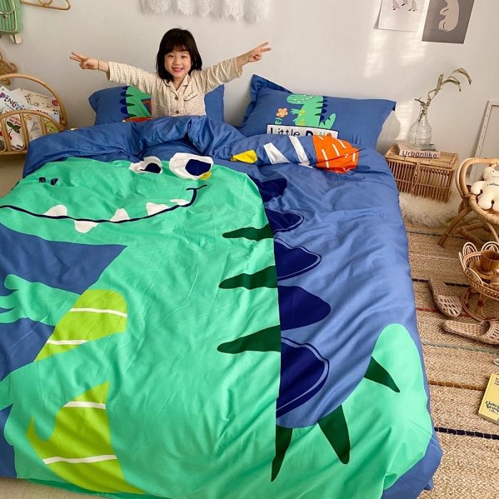 91家纺网 家纺一手货源 找家纺 金爱家家纺 2021新款童梦系列大版卡通全棉四件套 恐龙乐园