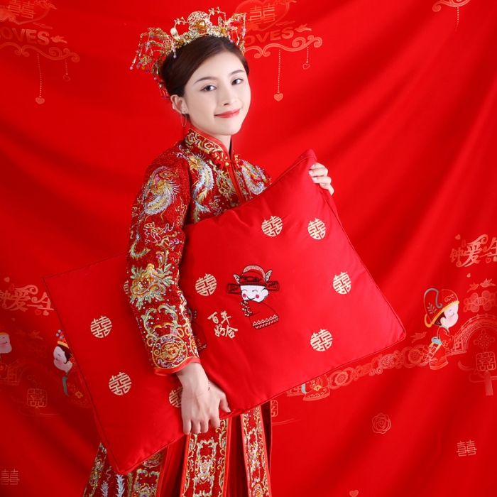 91家纺网 家纺一手货源 找家纺 沃兰国际 全棉贡缎高端婚庆羽丝绒枕芯中国风喜庆结婚单人枕头