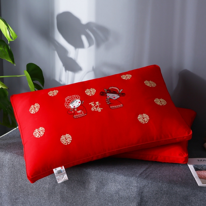 91家纺网 家纺一手货源 找家纺 沃兰国际 全棉贡缎高端婚庆羽丝绒枕芯中国风喜庆结婚单人枕头