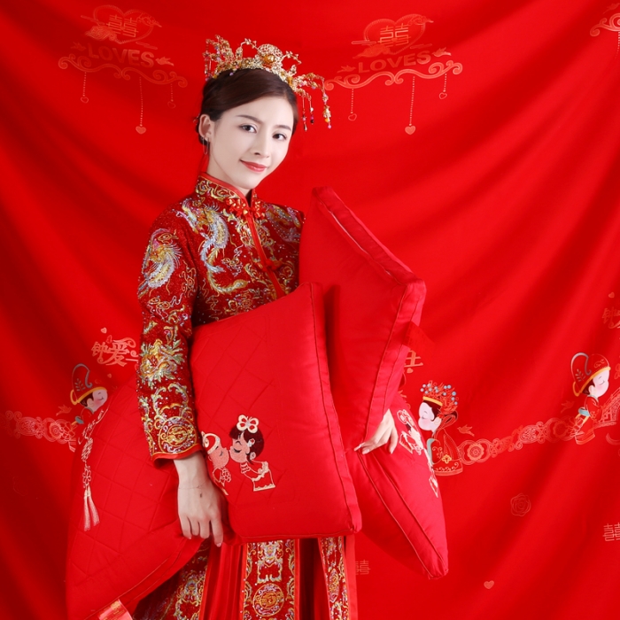 91家纺网 家纺一手货源 找家纺 沃兰国际 全棉贡缎高端婚庆羽丝绒枕芯中国风喜庆结婚单人枕头