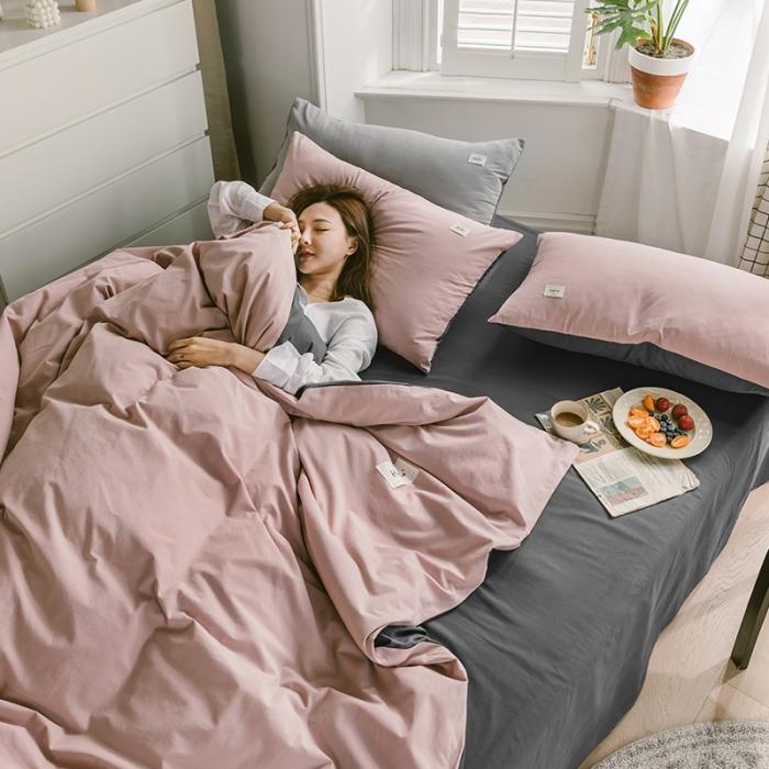 91家纺网 家纺一手货源 找家纺 蓝巢家纺2020年春夏新品全棉加厚水洗棉双拼款四件套豆沙深灰