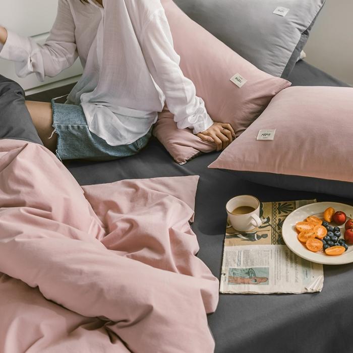 91家纺网 家纺一手货源 找家纺 蓝巢家纺2020年春夏新品全棉加厚水洗棉双拼款四件套豆沙深灰