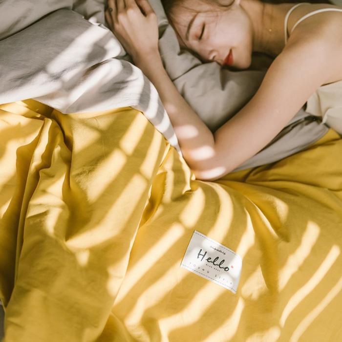 91家纺网 家纺一手货源 找家纺 蓝巢家纺 2020年春夏新品全棉加厚水洗棉双拼款四件套黄卡其