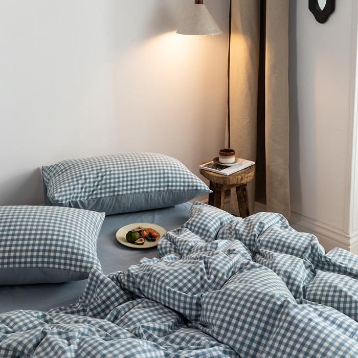 91家纺网 家纺一手货源 找家纺 蓝巢家纺 2020年春夏新品全棉加厚水洗棉双拼款四件套蓝小格