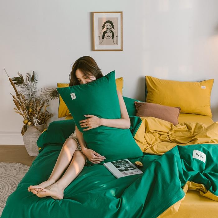 91家纺网 家纺一手货源 找家纺 蓝巢家纺2020年春夏新品全棉加厚水洗棉双拼款四件套墨绿杏黄