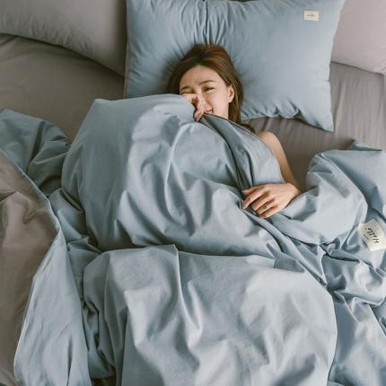 蓝巢家纺 2020年春夏新品全棉加厚水洗棉双拼款四件套浅蓝灰