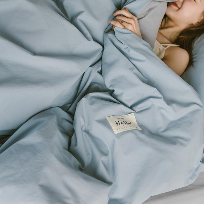 91家纺网 家纺一手货源 找家纺 蓝巢家纺 2020年春夏新品全棉加厚水洗棉双拼款四件套浅蓝灰