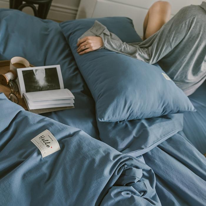 91家纺网 家纺一手货源 找家纺 蓝巢家纺2020年春夏新品全棉加厚水洗棉双拼款四件套素宾利蓝