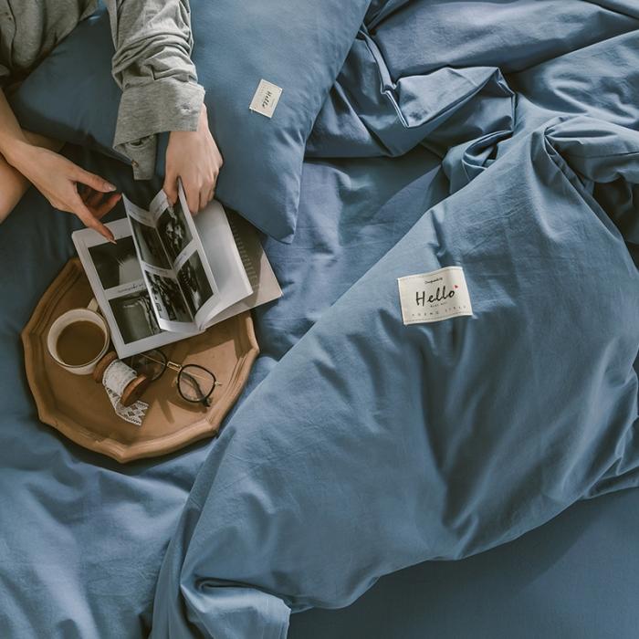 91家纺网 家纺一手货源 找家纺 蓝巢家纺2020年春夏新品全棉加厚水洗棉双拼款四件套素宾利蓝