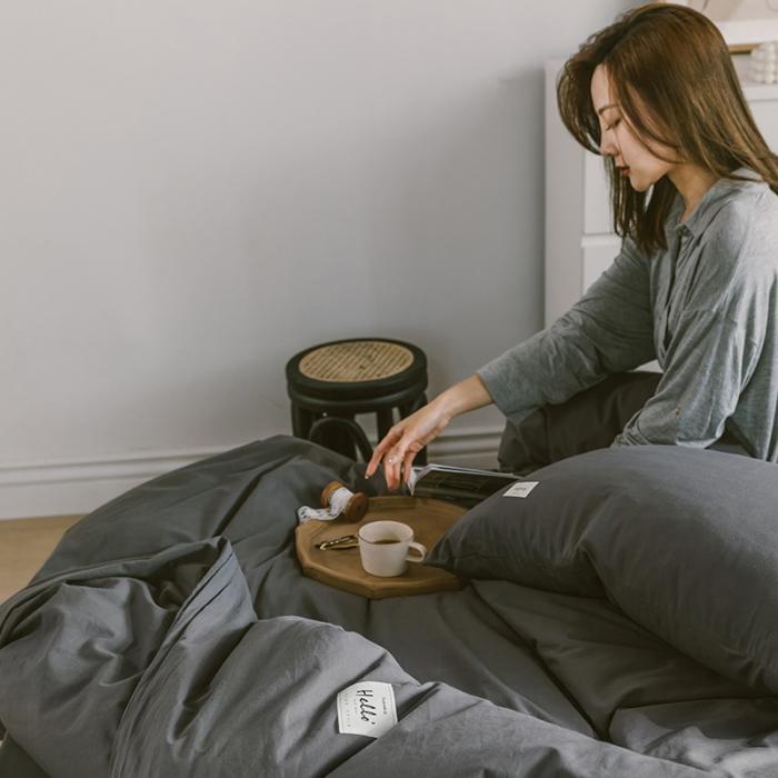 91家纺网 家纺一手货源 找家纺 蓝巢家纺2020年春夏新品全棉加厚水洗棉双拼款四件套素绅士灰