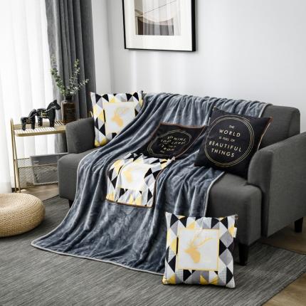 91家纺网 家纺一手货源 找家纺 （总）雷娜家居新款多功能休闲抱枕毯