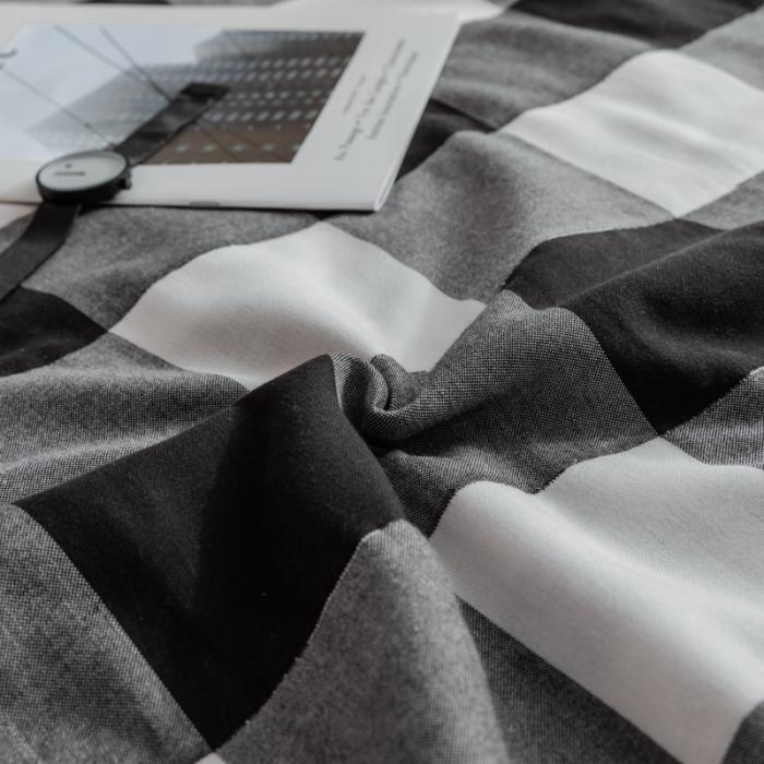 91家纺网 家纺一手货源 找家纺 朴尔家纺 夏季毛巾被纯棉毛毯被夏被毯子空调被 日式大格-黑