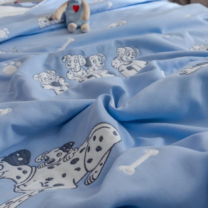 91家纺网 家纺一手货源 找家纺 朴尔家纺 夏季毛巾被纯棉毛毯被夏被毯子空调被 斑点狗