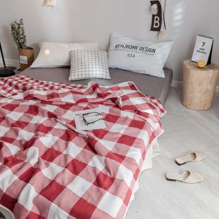 91家纺网 家纺一手货源 找家纺 朴尔家纺 夏季毛巾被纯棉毛毯被夏被毯子空调被 日式大格-红