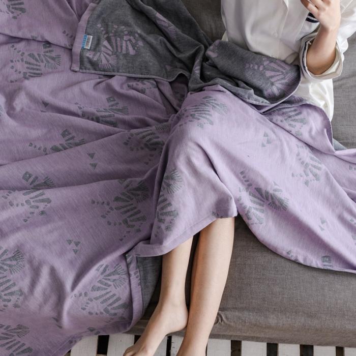 91家纺网 家纺一手货源 找家纺 朴尔家纺 2020年新款双层全棉纱布毛巾被 骏马紫