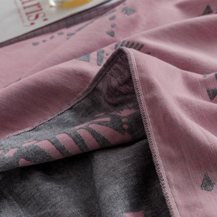 91家纺网 家纺一手货源 找家纺 朴尔家纺 2020年新款双层全棉纱布毛巾被 骏马-粉