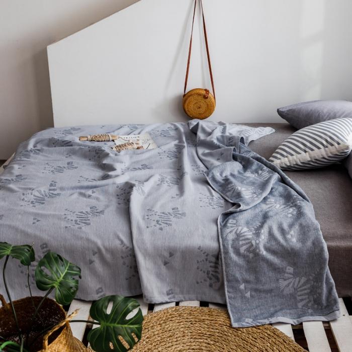 91家纺网 家纺一手货源 找家纺 朴尔家纺 2020年新款双层全棉纱布毛巾被 骏马-灰