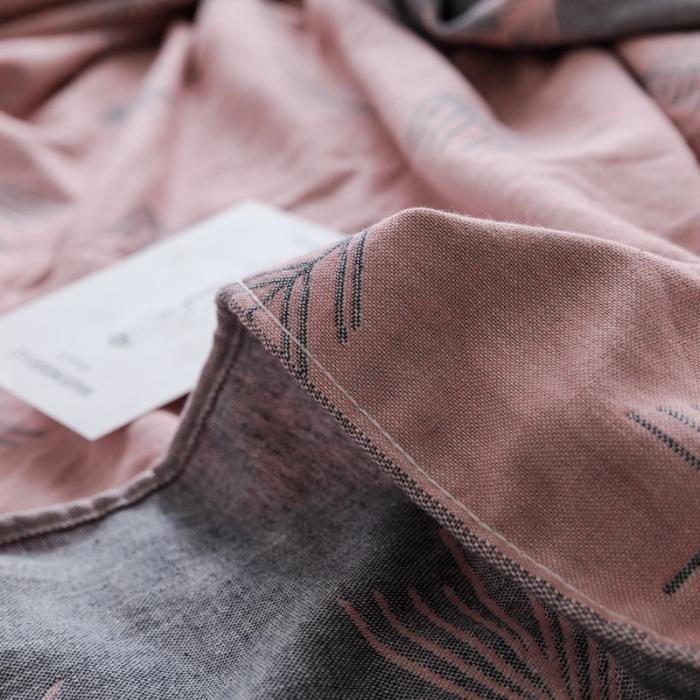 91家纺网 家纺一手货源 找家纺 朴尔家纺 2020年新款双层全棉纱布毛巾被 松柏粉