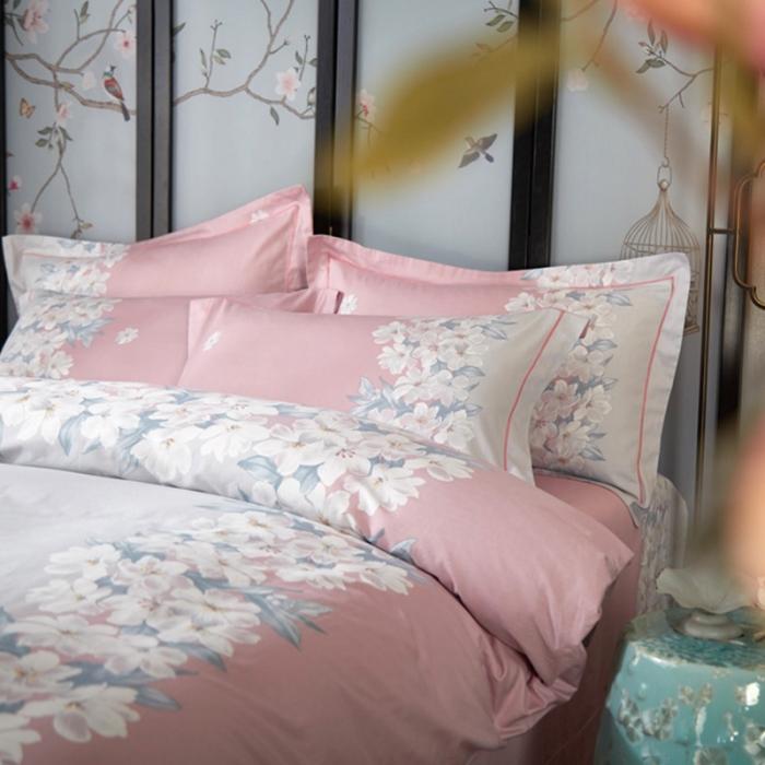 91家纺网 家纺一手货源 找家纺 雲归梦 2020新款13372全棉大版四件套 花园假期-粉