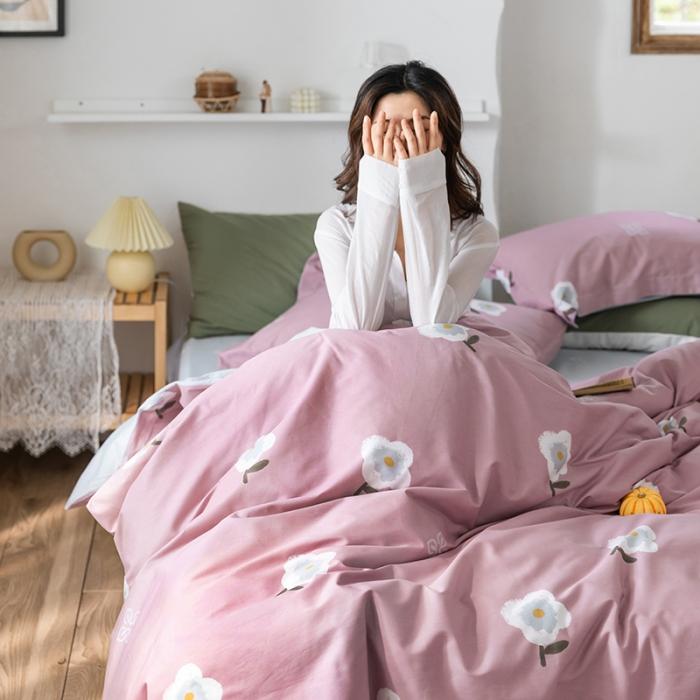 91家纺网 家纺一手货源 找家纺 窝米 2020春夏新品花卉风系列四件套 弗尼-粉