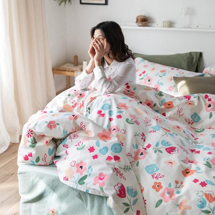 91家纺网 家纺一手货源 找家纺 窝米 2020春夏新品花卉风系列四件套 花语