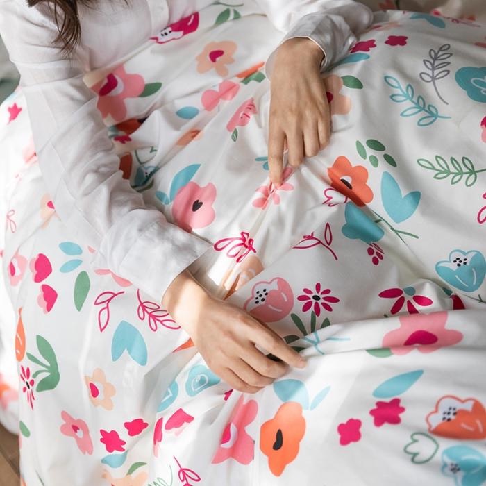 91家纺网 家纺一手货源 找家纺 窝米 2020春夏新品花卉风系列四件套 花语