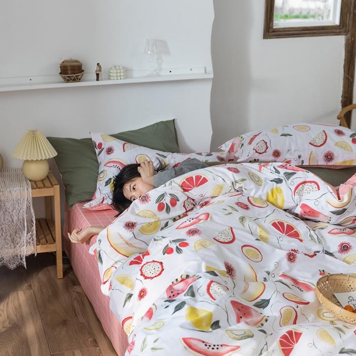 91家纺网 家纺一手货源 找家纺 窝米 2020春夏新品花卉风系列四件套 水果派对