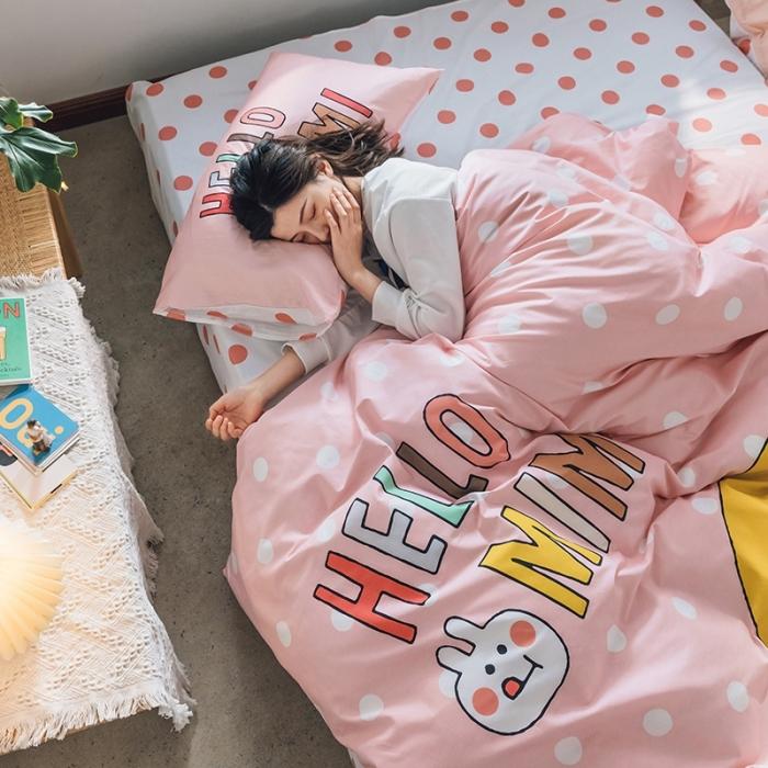 91家纺网 家纺一手货源 找家纺 窝米2020设计师合作款大版卡通全棉四件套hellomimi