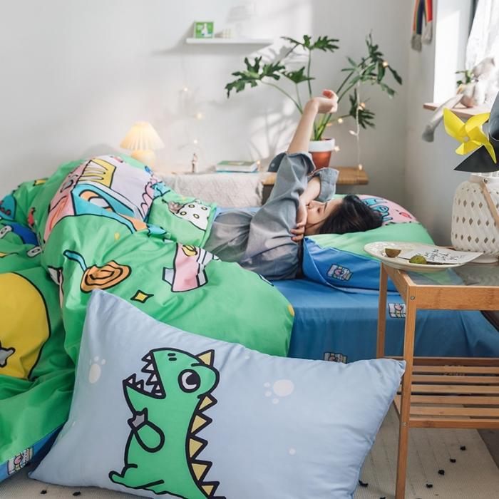 91家纺网 家纺一手货源 找家纺 窝米 2020设计师合作款大版卡通全棉四件套 怪蜀黍