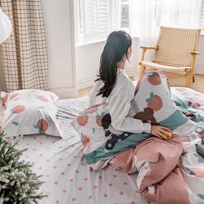 91家纺网 家纺一手货源 找家纺 窝米 2020春夏新品-萌系卡通风系列四件套 小桃子