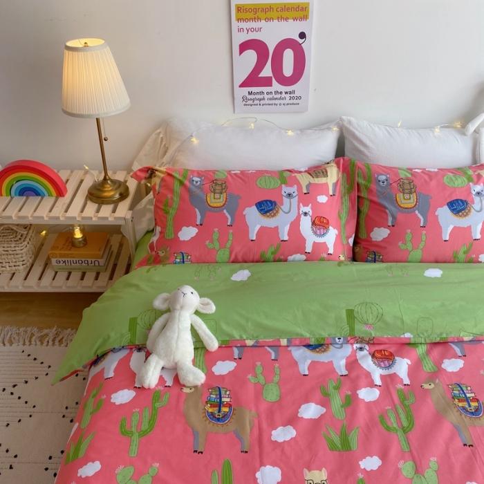 91家纺网 家纺一手货源 找家纺 窝米 2020春夏新品-萌系卡通风系列四件套 可爱羊驼粉