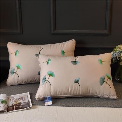 91家纺网 家纺一手货源 找家纺 （总）九州枕芯 2020年新款银杏叶羽丝枕