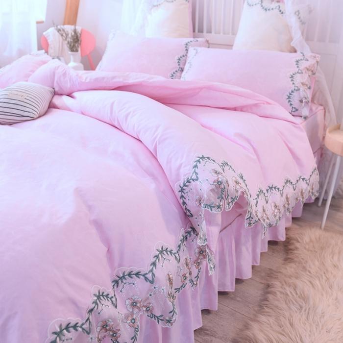 91家纺网 家纺一手货源 找家纺 绒世界 2021新品玫瑰秘密系列四件套床裙款玫瑰秘密-粉