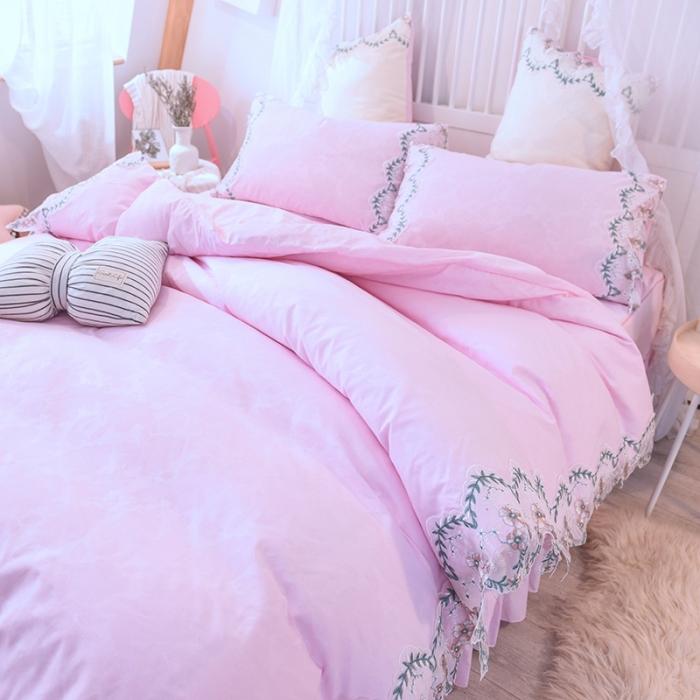 91家纺网 家纺一手货源 找家纺 绒世界 2021新品玫瑰秘密系列四件套床裙款玫瑰秘密-粉