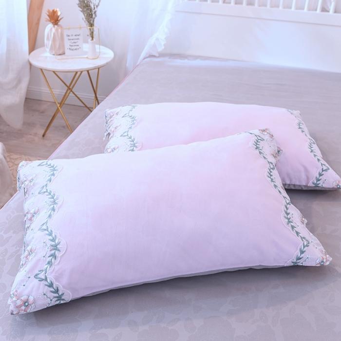 91家纺网 家纺一手货源 找家纺 绒世界 2021新品玫瑰秘密系列四件套床裙款玫瑰秘密-粉灰