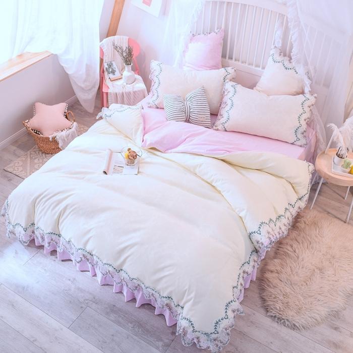 91家纺网 家纺一手货源 找家纺 绒世界 2021新品玫瑰秘密系列四件套床裙款玫瑰秘密-粉白