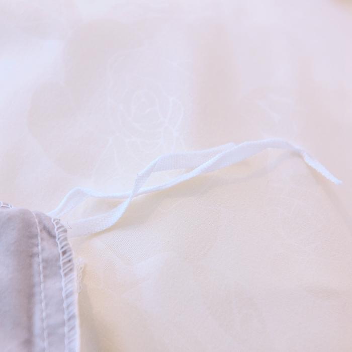 91家纺网 家纺一手货源 找家纺 绒世界 2021新品玫瑰秘密系列四件套床裙款玫瑰秘密+白灰