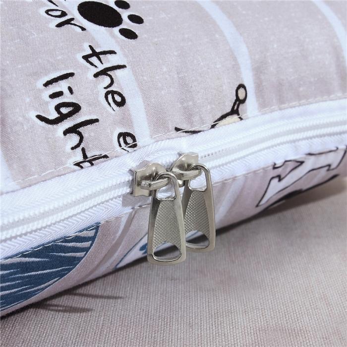 91家纺网 家纺一手货源 找家纺 宝马家纺 2022年精梳棉抱枕被 狗狗联盟