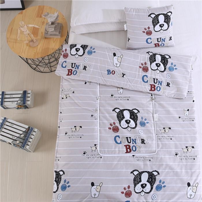 91家纺网 家纺一手货源 找家纺 宝马家纺 2022年精梳棉抱枕被 狗狗联盟