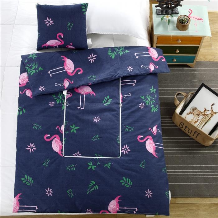 91家纺网 家纺一手货源 找家纺 宝马家纺 2022年精梳棉抱枕被 火烈鸟