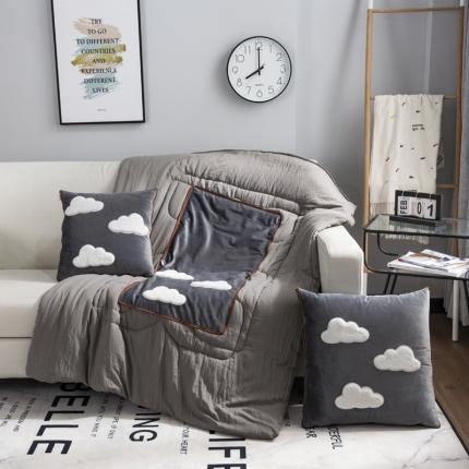 91家纺网 家纺一手货源 找家纺 （总）宝马家纺 2022意大利绒贴布绣抱枕被