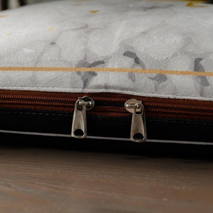 91家纺网 家纺一手货源 找家纺 宝马家纺 2022宝宝绒欧式抱枕毯 黑白世界